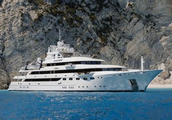 Emir Yacht Charter in St Tropez