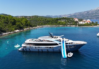Bella Yacht Charter in Dubrovnik