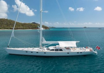Cavallo Yacht Charter in South Pacific