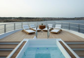 Come Together yacht charter lifestyle
                        