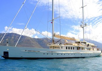 Dione Star Yacht Charter in St Tropez