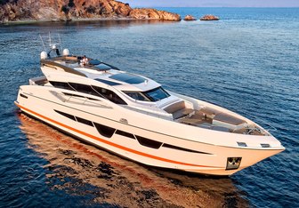 Dolce Vita Yacht Charter in Dubai