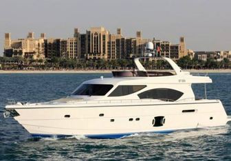 Lady Bella Yacht Charter in Abu Dhabi